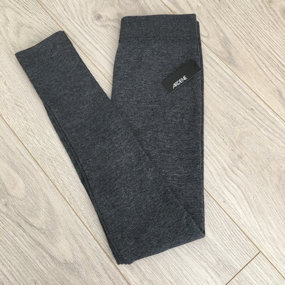 Leggings ( NWT )